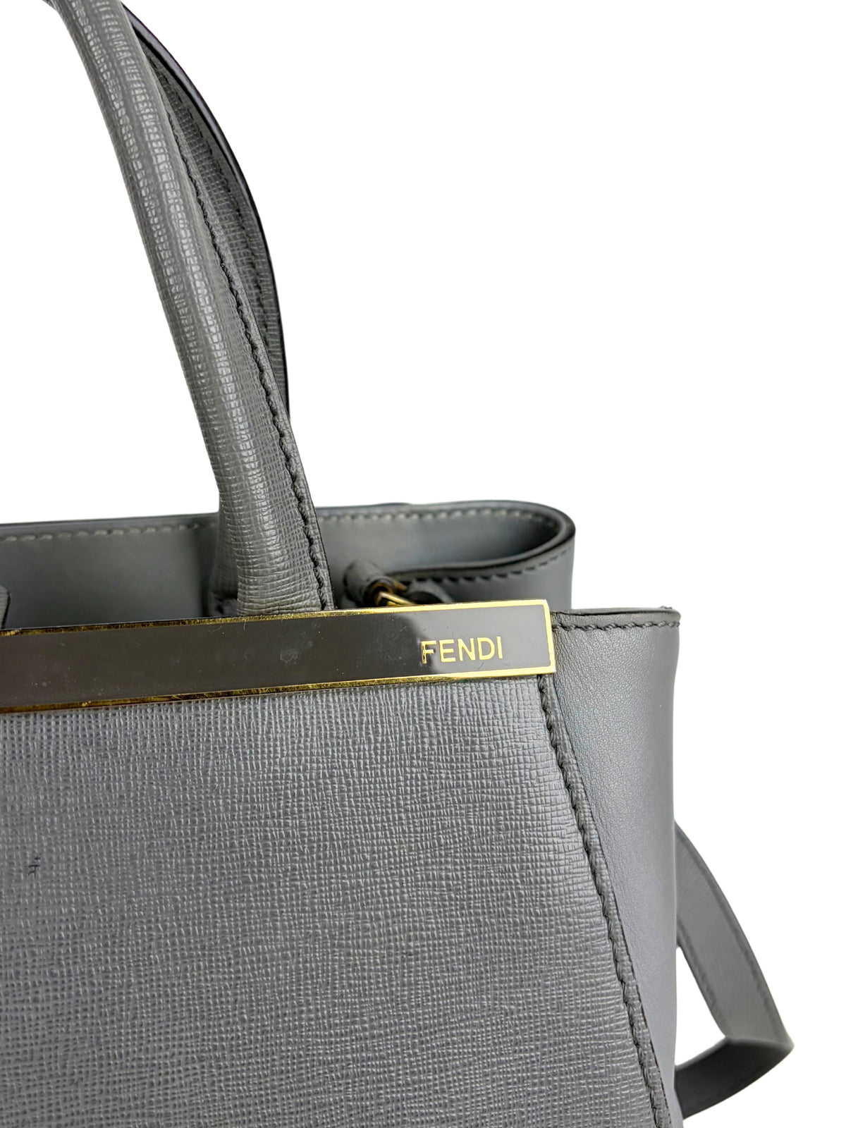 Fendi 2Jours close-up of logo bar