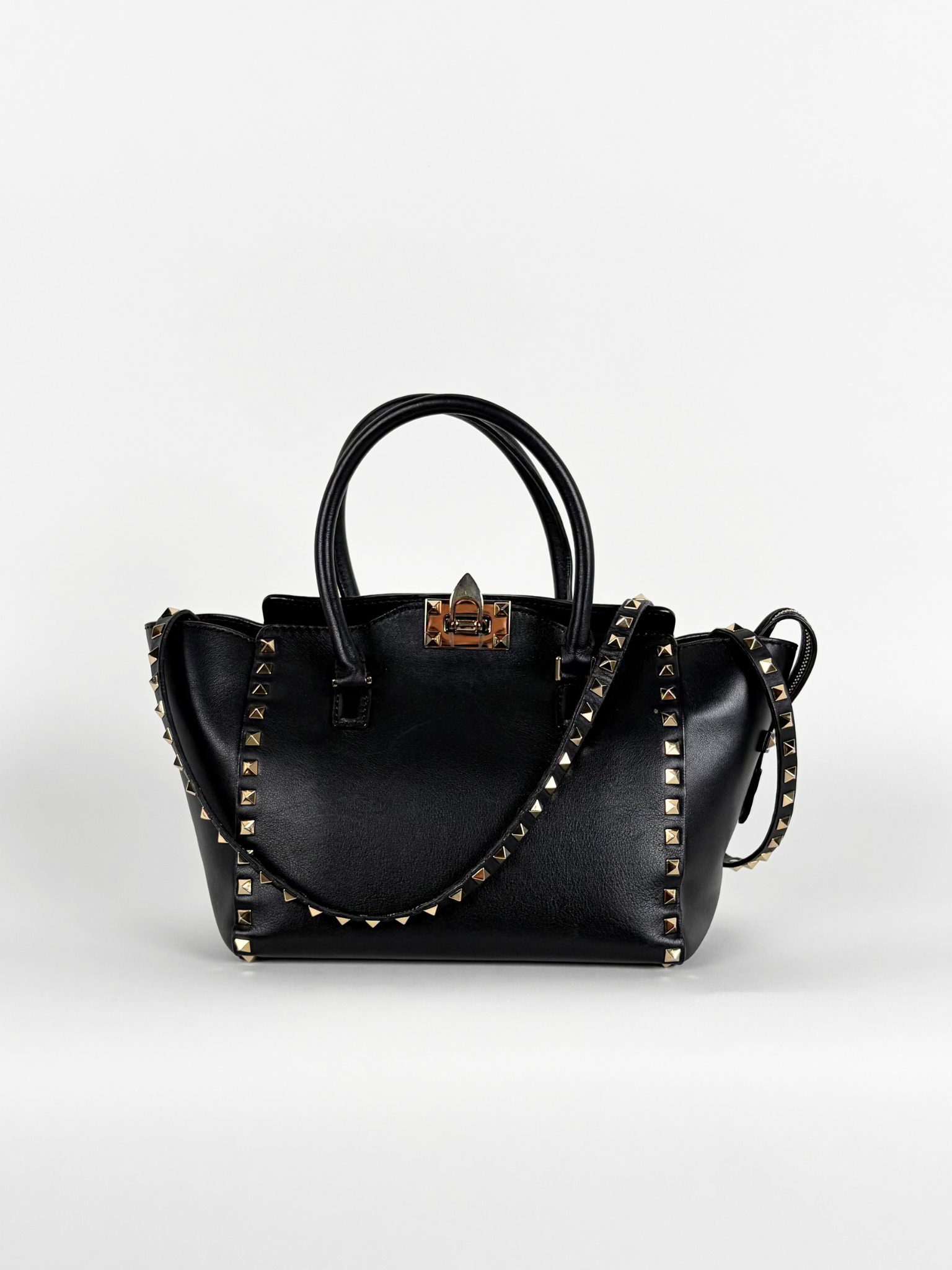 VALENTINO ROCKSTUD TOTE BLACK