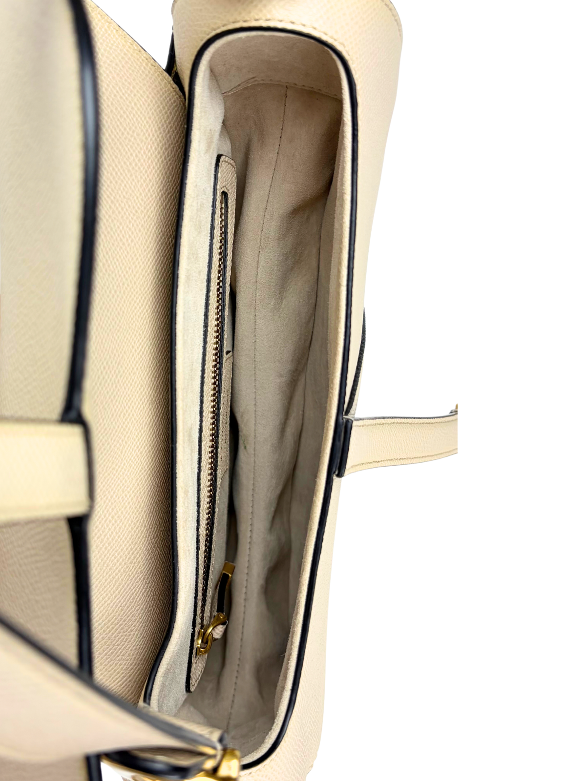 Dior Medium Saddle Bag in Biscuit
