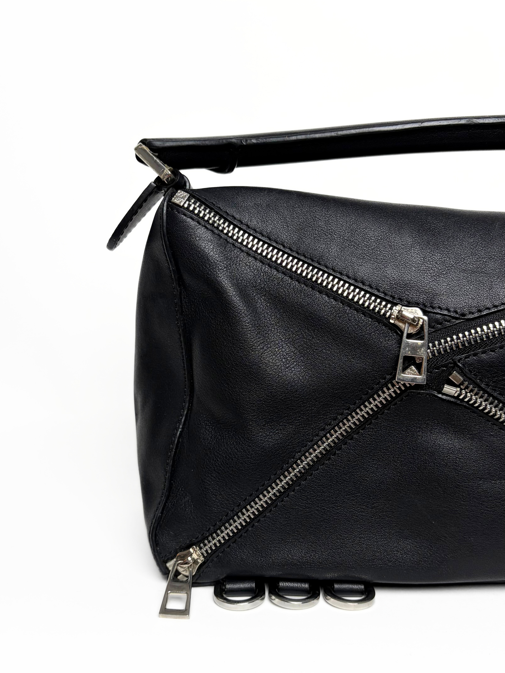 Loewe Puzzle Zipper Bag Black Leather