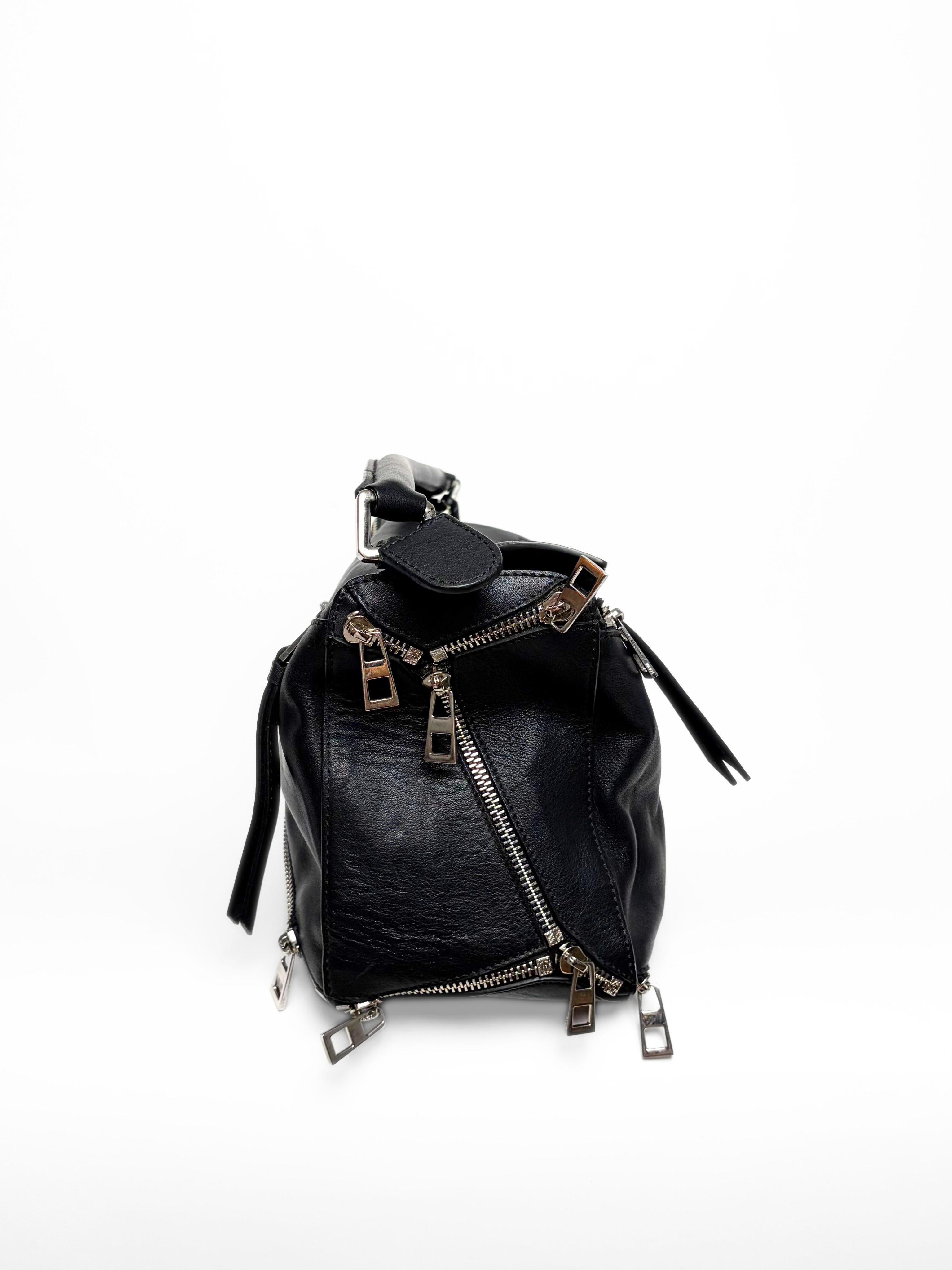 Loewe Puzzle Zipper Bag Black Leather