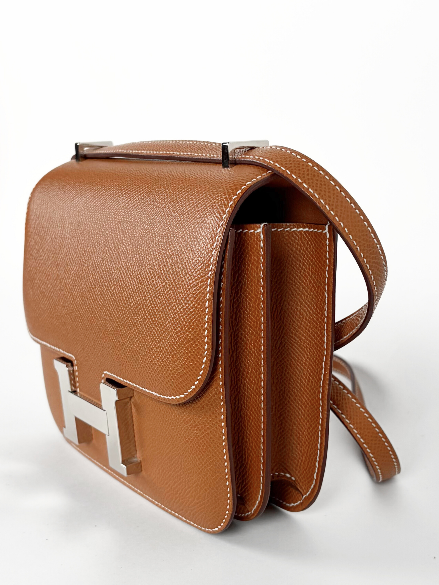 HERMÈS CONSTANCE 19 GOLD EPSOM LEATHER PALLADIUM HARDWARE