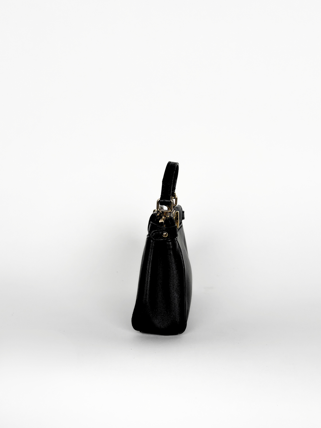 FENDI MICRO PEEKABOO IN BLACK