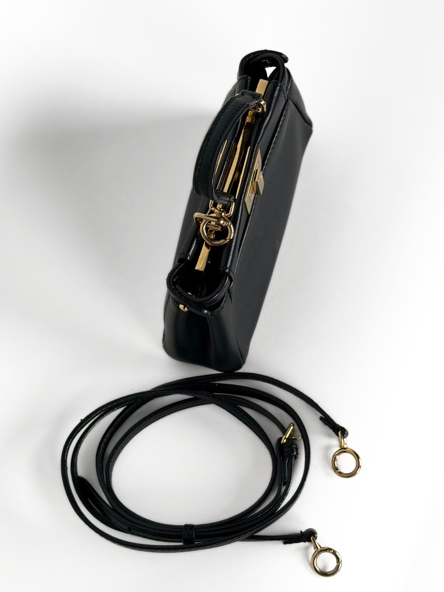 FENDI MICRO PEEKABOO IN BLACK